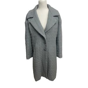 Vintage Baby Blue Lind winter coat perfect for layering and the cold season